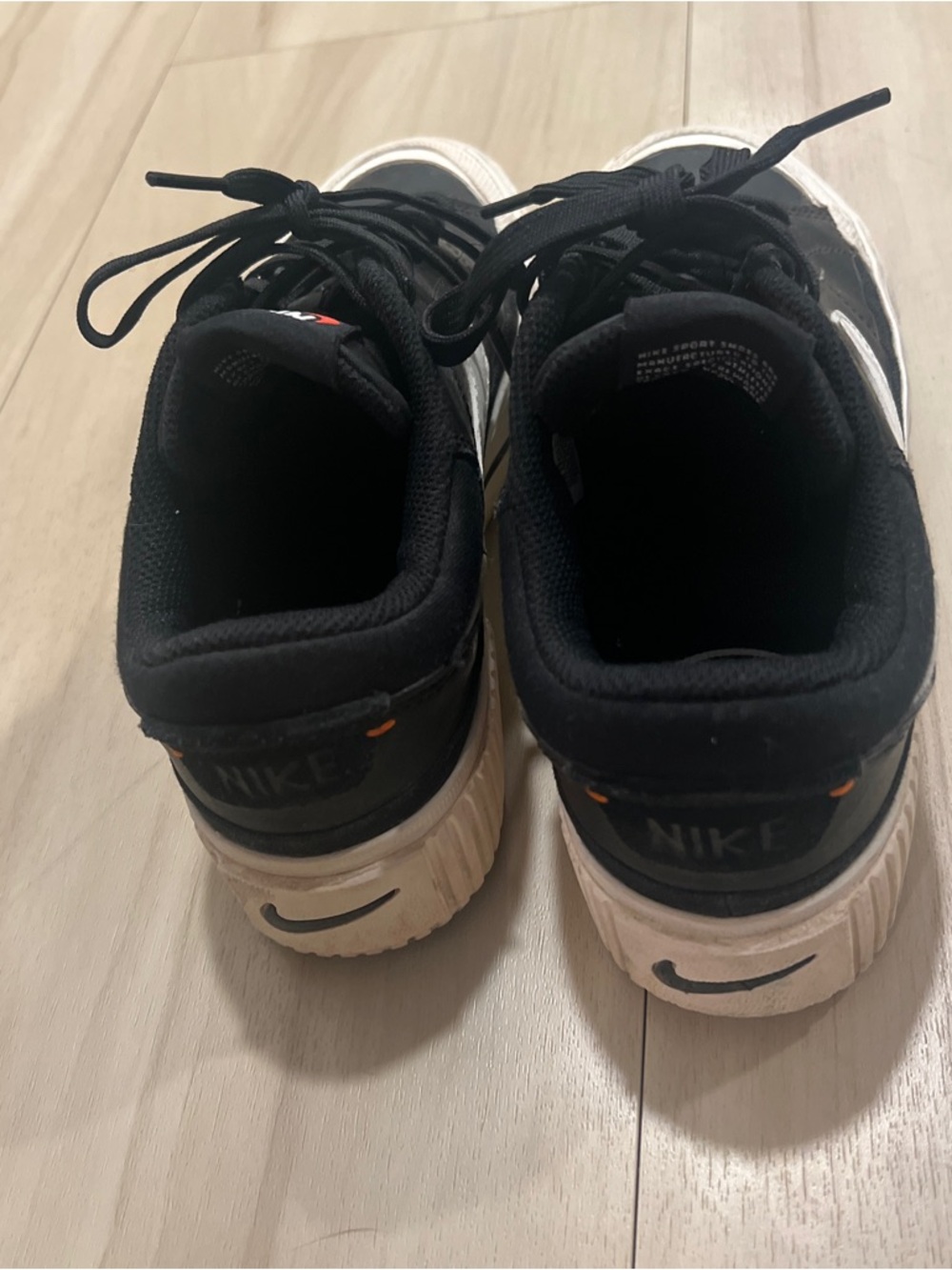 Nike Black and White Low-Top Skate Sneakers - Picture 4 of 5